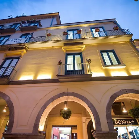 Palazzo Liguori 3* Cava De' Tirreni