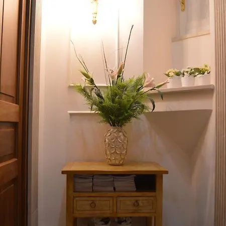 Palazzo Liguori 4*