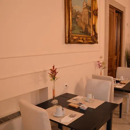 Palazzo Liguori Bed & Breakfast